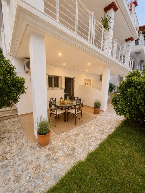 Covered veranda beside the garden